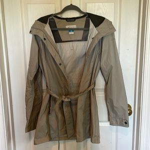 Columbia gray rain jacket